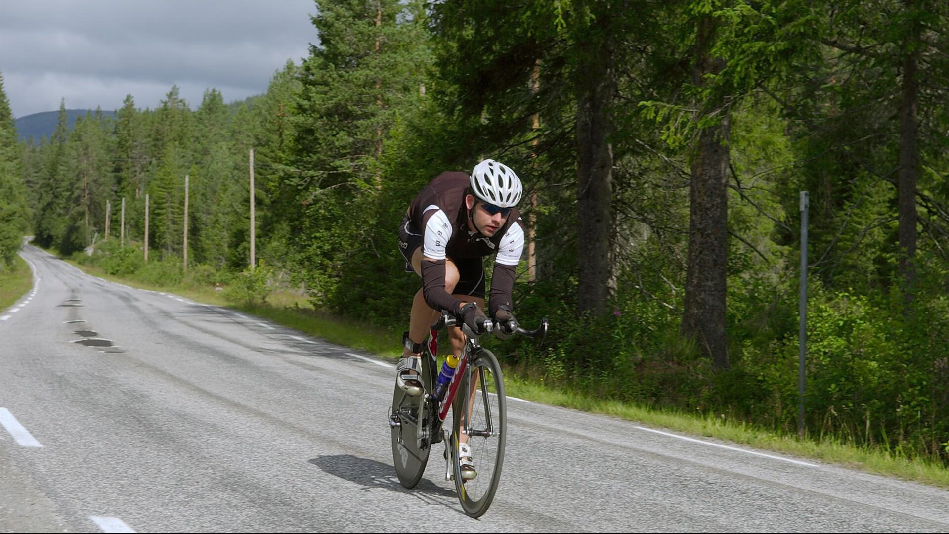 国际联赛交流赛促进技战术互鉴与文化沟通，国际比赛总结